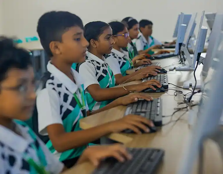 Computer Lab learning experience at Balaji HighFields